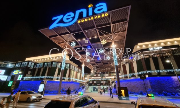 Odsprzedaż - Dom -
Villamartín