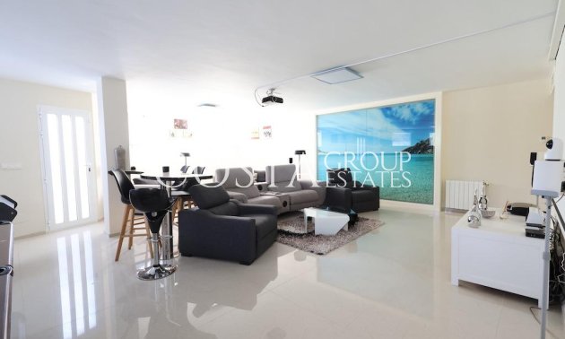 Herverkoop - Villa -
Ciudad Quesada