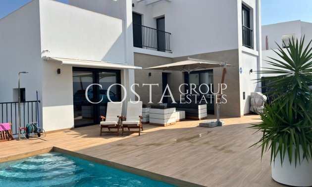 Herverkoop - Villa -
Ciudad Quesada