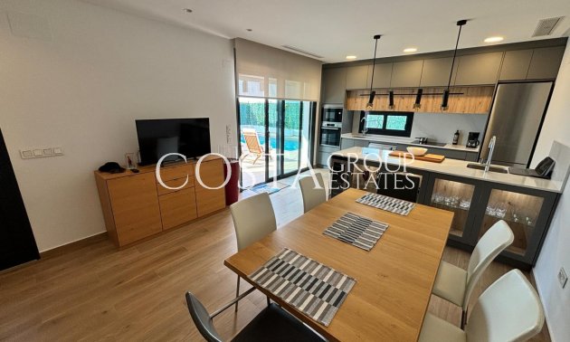 Herverkoop - Villa -
Ciudad Quesada