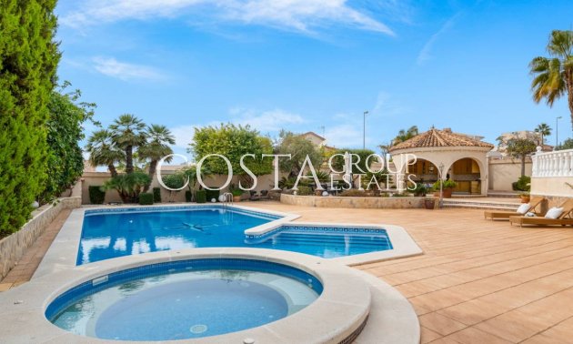 Resale - Villa -
Ciudad Quesada - La Fiesta