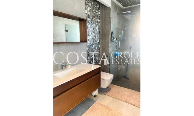 Herverkoop - Villa -
Orihuela Costa - Campoamor