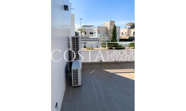 Herverkoop - Villa -
Orihuela Costa - Campoamor