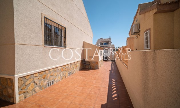 Resale - Villa -
Ciudad Quesada