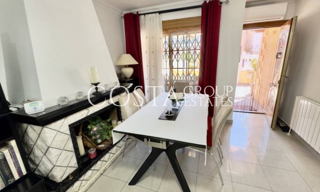 Herverkoop - Villa -
Benijofar