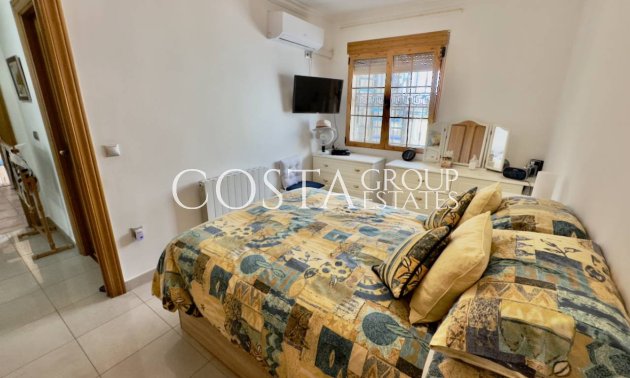 Herverkoop - Villa -
Benijofar