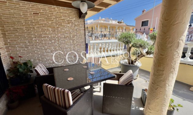 Herverkoop - Villa -
Benijofar