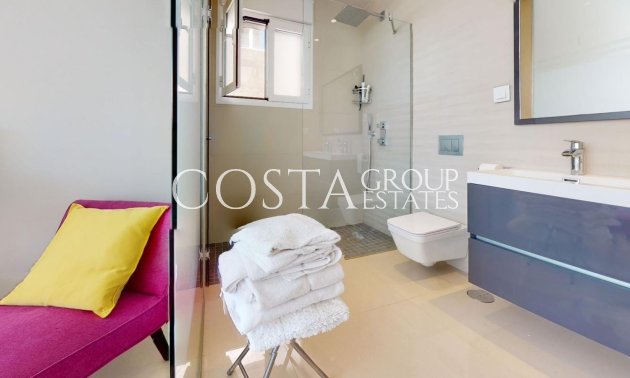 Revente - Villa -
Torrevieja