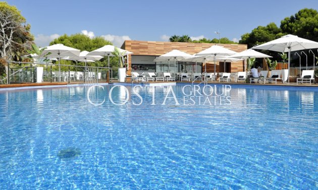 Herverkoop - Villa -
San Miguel de Salinas - Las Colinas golf