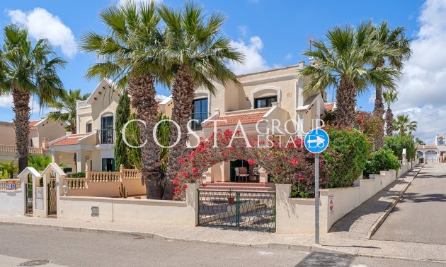 Herverkoop - Villa -
Orihuela Costa - Los Dolses