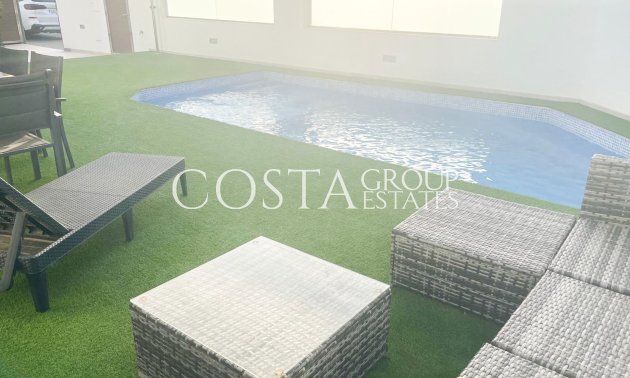 Resale - Villa -
Orihuela Costa - Mil Palmeras