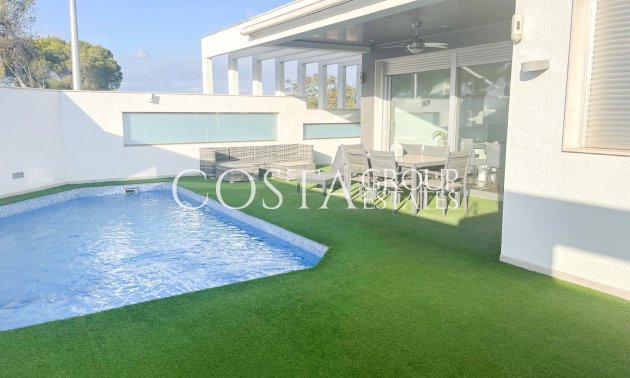 Resale - Villa -
Orihuela Costa - Mil Palmeras
