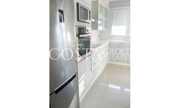 Resale - Villa -
Orihuela Costa - Mil Palmeras