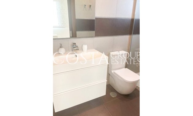 Resale - Villa -
Orihuela Costa - Mil Palmeras