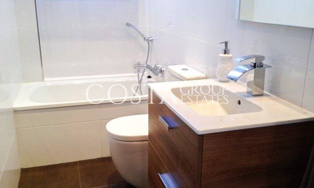 Resale - Villa -
Orihuela Costa - Mil Palmeras