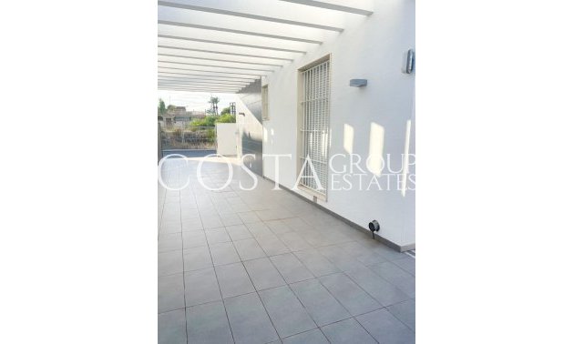 Resale - Villa -
Orihuela Costa - Mil Palmeras