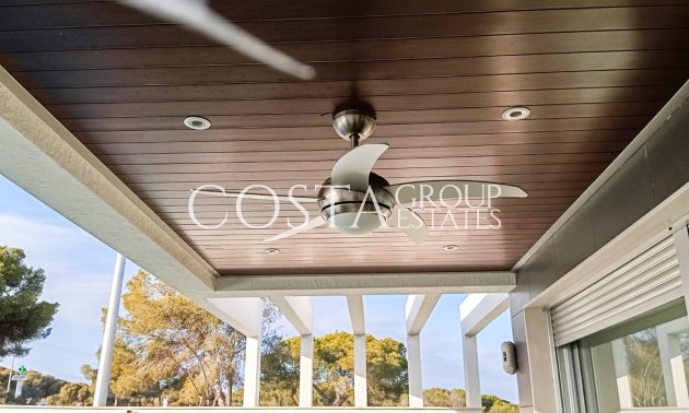 Resale - Villa -
Orihuela Costa - Mil Palmeras