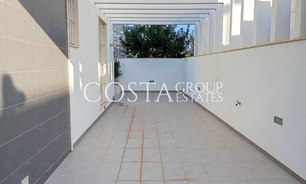 Resale - Villa -
Orihuela Costa - Mil Palmeras