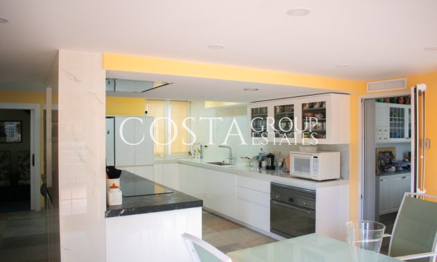 Resale - Villa -
Orihuela Costa - MUY CERCA DE LA PLAYA