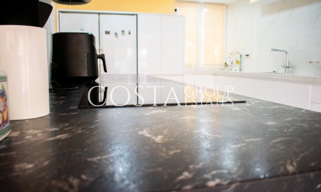 Resale - Villa -
Orihuela Costa - MUY CERCA DE LA PLAYA