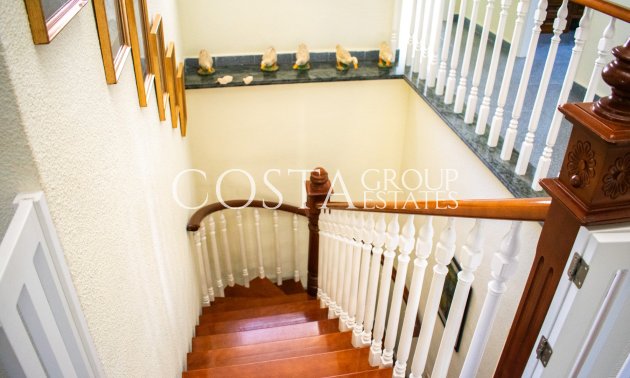 Resale - Villa -
Orihuela Costa - MUY CERCA DE LA PLAYA