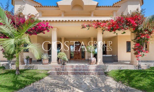 Herverkoop - Villa -
Elche