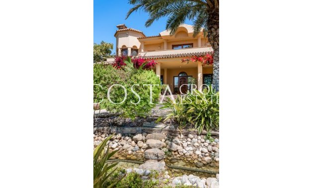 Herverkoop - Villa -
Elche