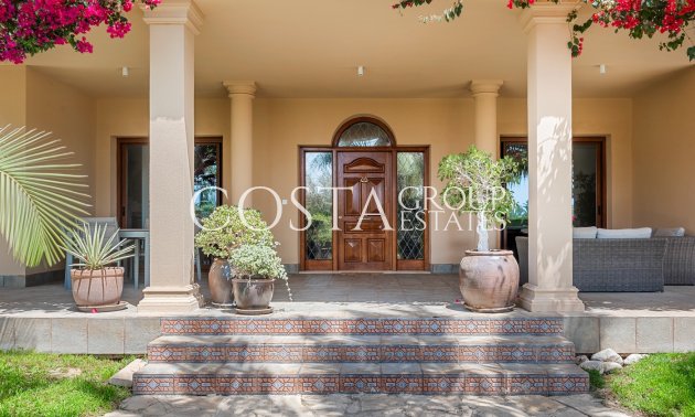 Herverkoop - Villa -
Elche