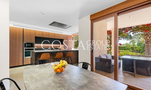 Herverkoop - Villa -
Elche