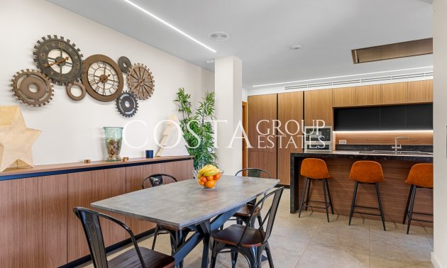 Herverkoop - Villa -
Elche