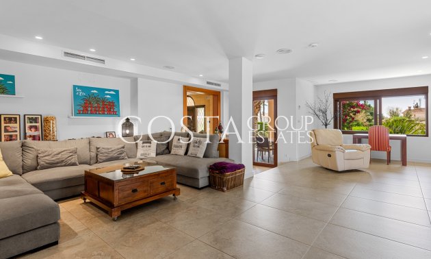 Herverkoop - Villa -
Elche