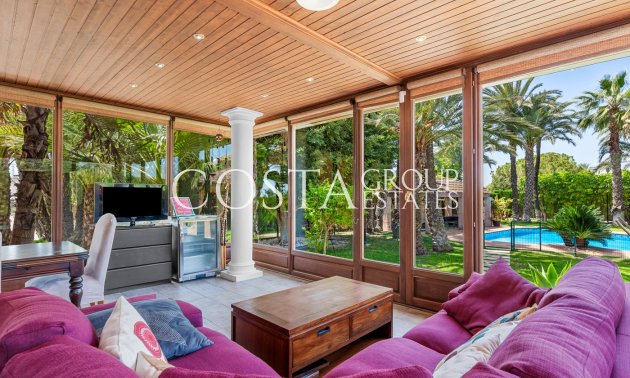 Herverkoop - Villa -
Elche