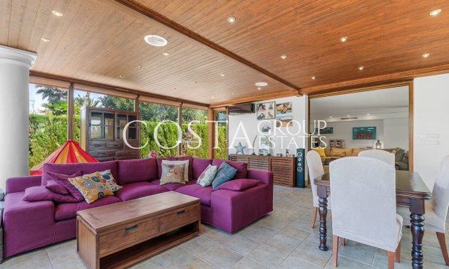 Herverkoop - Villa -
Elche