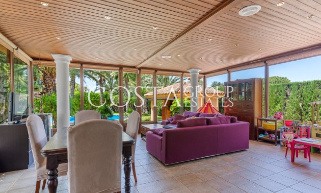 Herverkoop - Villa -
Elche