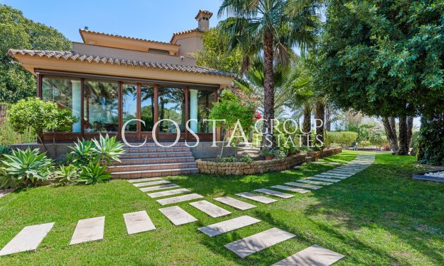 Herverkoop - Villa -
Elche