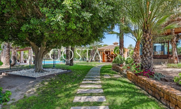 Herverkoop - Villa -
Elche