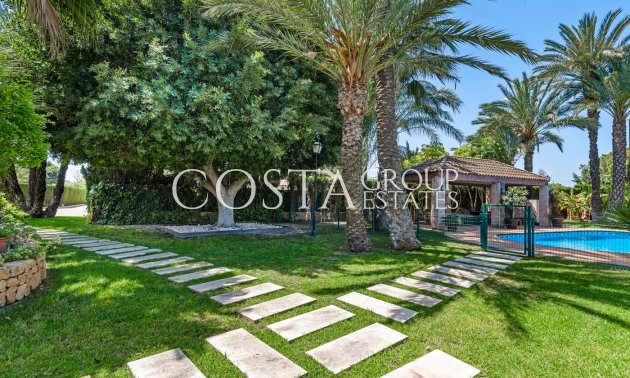 Herverkoop - Villa -
Elche