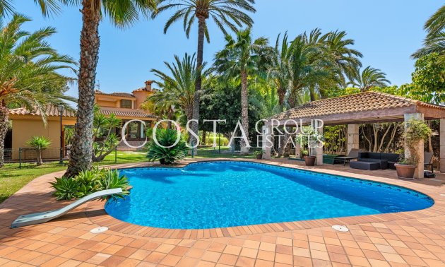 Herverkoop - Villa -
Elche