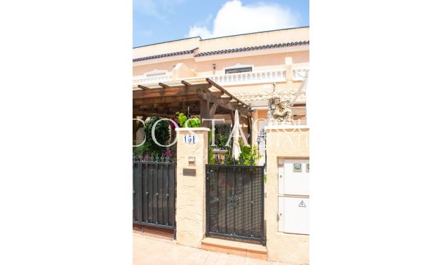 Herverkoop - Huis -
Orihuela Costa - Los Dolses