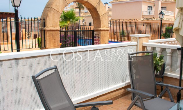 Herverkoop - Huis -
Orihuela Costa - Los Dolses