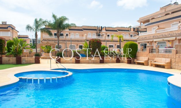 Herverkoop - Huis -
Orihuela Costa - Los Dolses