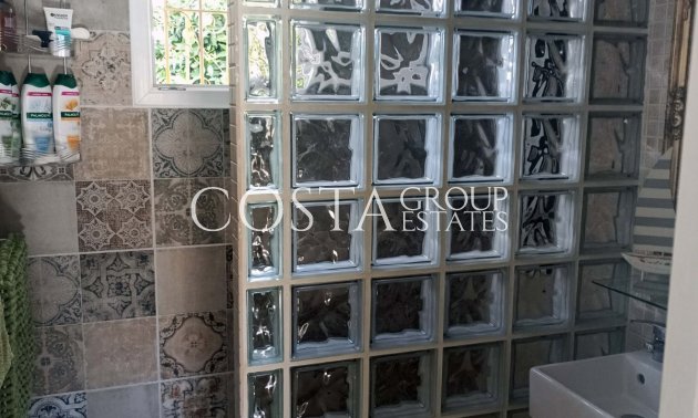 Herverkoop - Villa -
Orihuela - La Florida