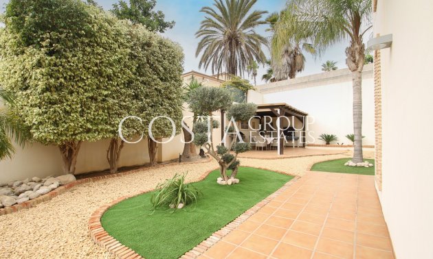 Resale - Villa -
Torrevieja - Los Balcones
