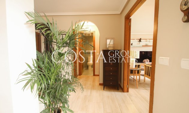 Resale - Villa -
Torrevieja - Los Balcones