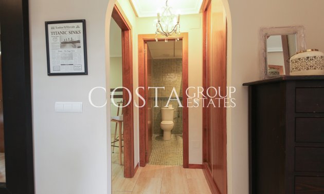 Resale - Villa -
Torrevieja - Los Balcones