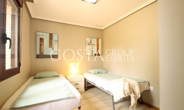 Resale - Villa -
Torrevieja - Los Balcones