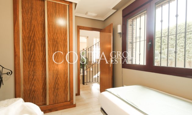 Resale - Villa -
Torrevieja - Los Balcones