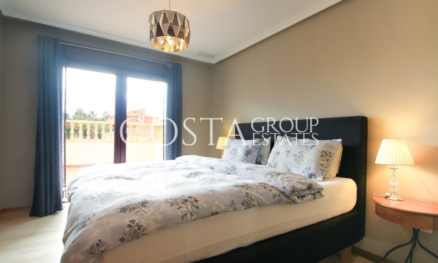 Resale - Villa -
Torrevieja - Los Balcones