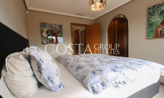 Resale - Villa -
Torrevieja - Los Balcones