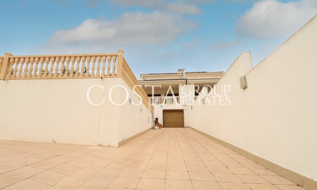 Resale - Villa -
Torrevieja - Los Balcones